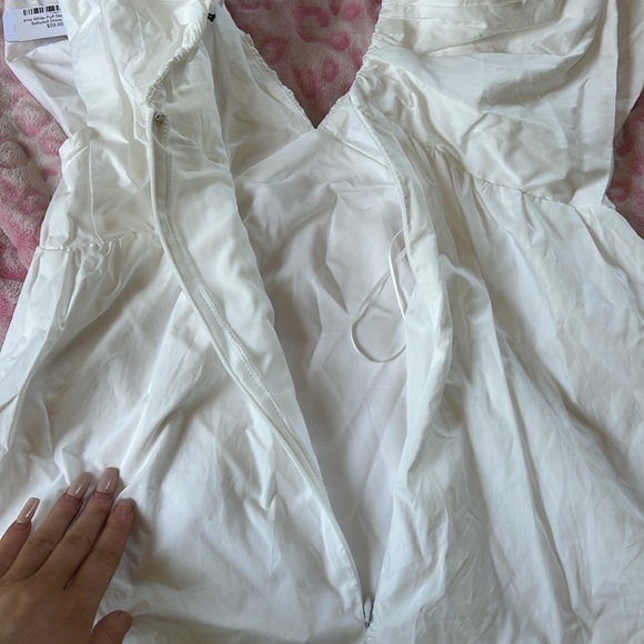White puff sleeve v neck babydoll dress - Picture 5 of 5